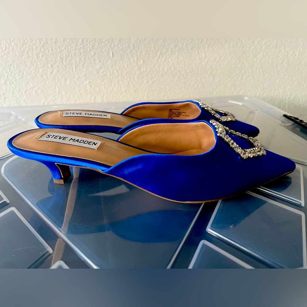 Steve Madden short heel. - Picture 2 of 2